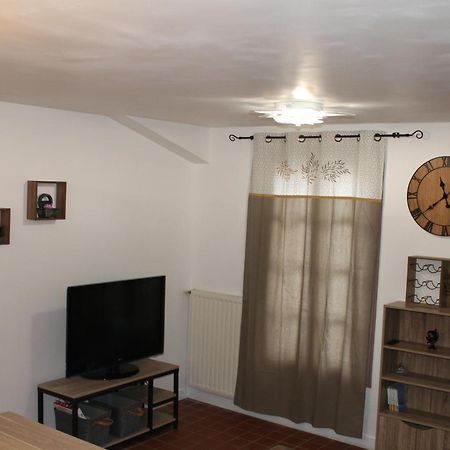 Bel Appartement T2 Carcassonne Exterior photo